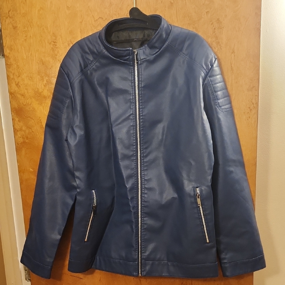 Stylish Blue Zip-Up Jacket